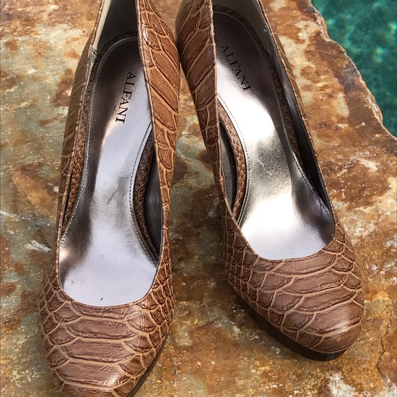 Alfani Shoes - Size 7, Great condition - Picture 1 of 7